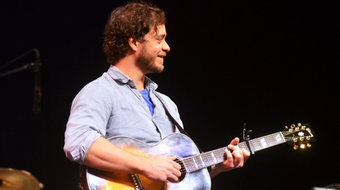 Amos Lee at Uptown Theater